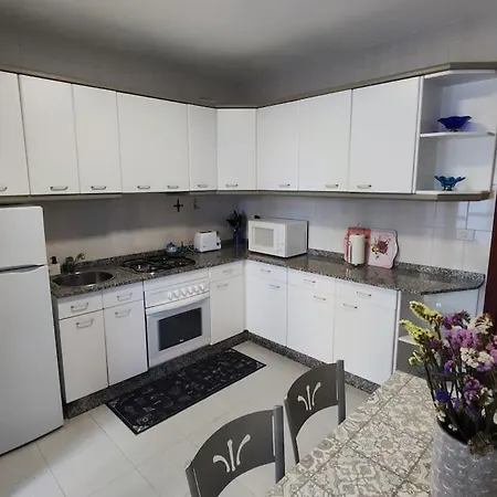 Amplio Apartamento Con Terraza A 150 M Playa *